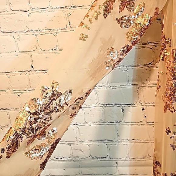 Windsor Shrug (M)  NWT - Picture 5 of 10